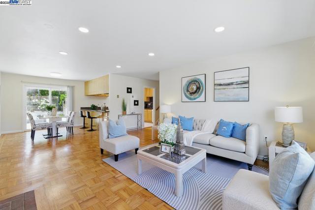 232 Longford Dr, South San Francisco CA: https://media.crmls.org/mediaz/0ca4dce2-c701-43c2-990d-ec141200c62e.jpg