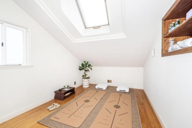 409 Cherry Avenue, San Bruno CA: https://media.crmls.org/mediaz/0ca547b2-d315-4dab-8098-ffbeeb2e1a29.jpg