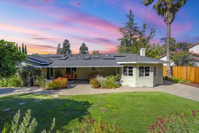 122 Belvale Drive, Los Gatos CA: https://media.crmls.org/mediaz/0ca57c83-147c-45a9-afe7-70efa3a6e336.jpg