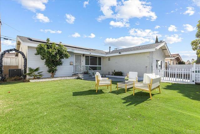Detail Gallery Image 1 of 29 For 5051 Pelusa St, San Diego,  CA 92113 - 4 Beds | 3 Baths