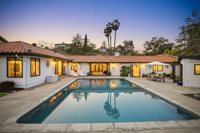 Detail Gallery Image 3 of 47 For 15647 Calistoga Dr, Ramona,  CA 92065 - 3 Beds | 3 Baths