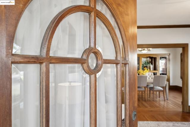 148 Estabrook, San Leandro CA: https://media.crmls.org/mediaz/0ca897d9-f824-44ab-a5e1-72c6f78ffb28.jpg