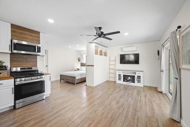 Image 52 of 64 For 8405 Foothill