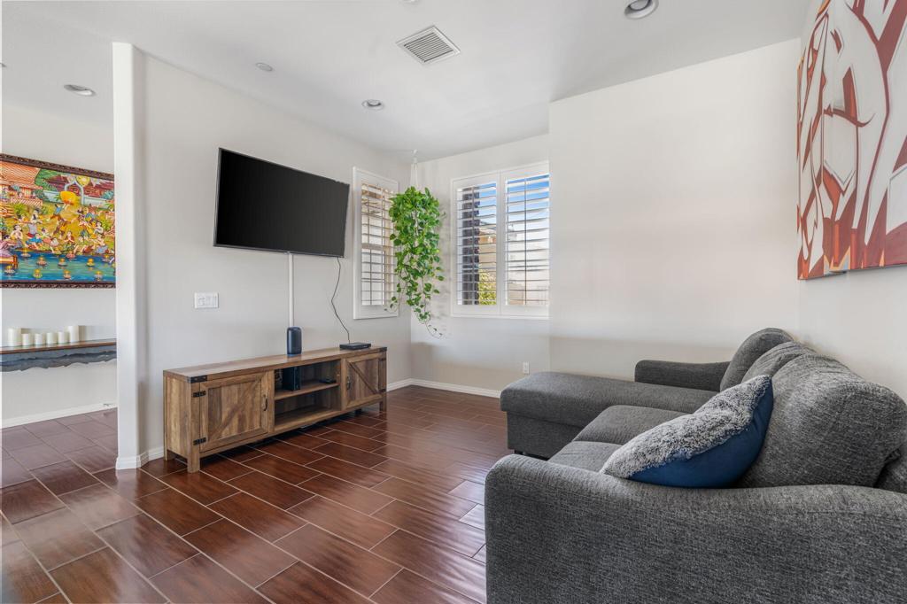 MLS #219136575DA image #14