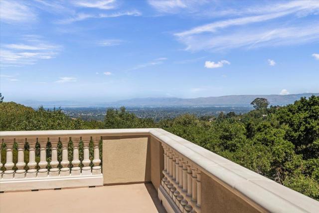 14113 Pike Road, Saratoga CA: https://media.crmls.org/mediaz/0ca92319-2ecd-4668-ae29-6463f737dc15.jpg