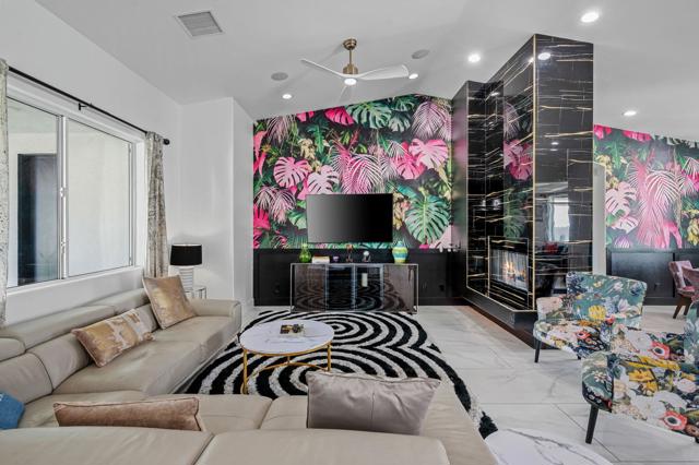 2932 N Sunrise Way, Palm Springs CA: https://media.crmls.org/mediaz/0ca9cc3b-ce65-4f0f-95f2-76840bfbb201.jpg