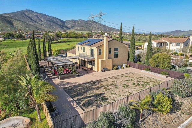3043 Adams Ranch Ct, Chula Vista CA: https://media.crmls.org/mediaz/0ca9d9ee-8531-4c15-b187-634b14f5240d.jpg