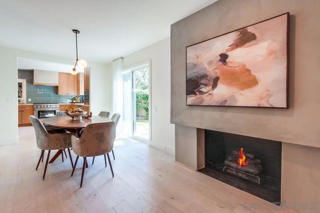 2223 Caminito Preciosa Sur, La Jolla CA: https://media.crmls.org/mediaz/0ca9ec65-9096-4e94-9378-25d651cb810c.jpg