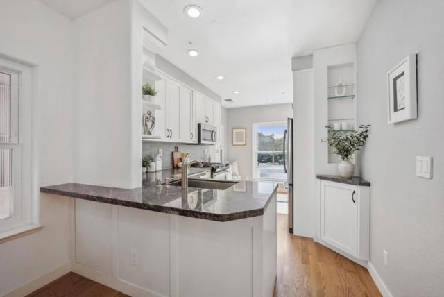 139 Pacchetti Way, Mountain View CA: https://media.crmls.org/mediaz/0cab3f44-7649-4443-9cf7-a8c04423115b.jpg