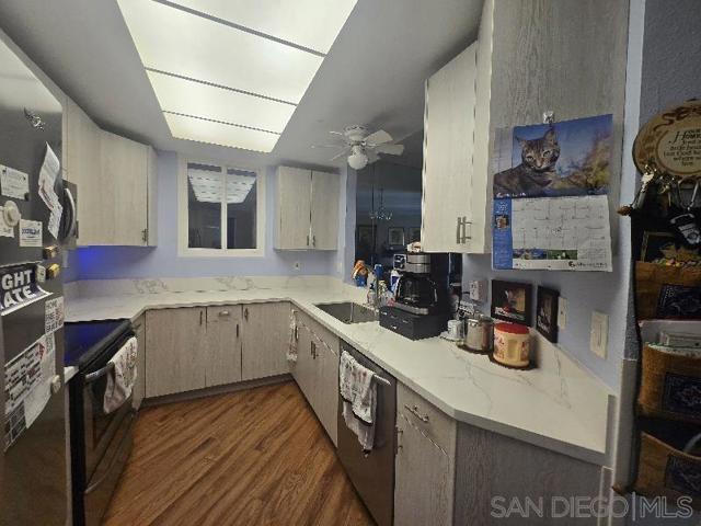 4701 Date, La Mesa CA: https://media.crmls.org/mediaz/0cab8798-72a9-489a-a9ef-102e62c99edd.jpg