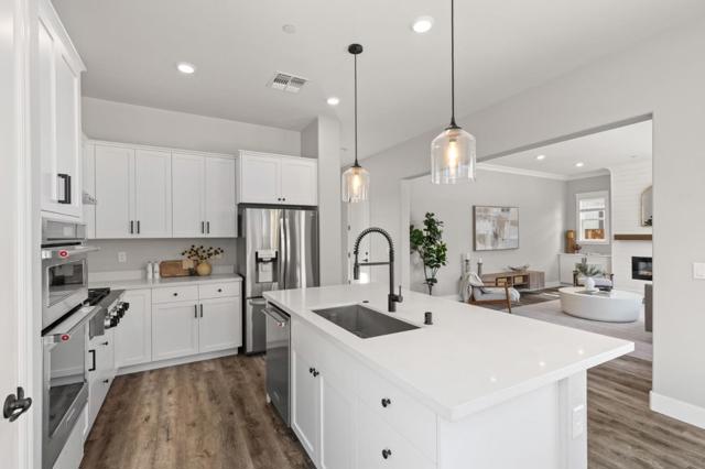 39806 Tomcod Street, Newark CA: https://media.crmls.org/mediaz/0cabf8e9-fe59-46c5-b0a8-9bbe9ea2249e.jpg
