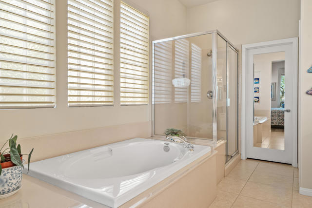 80610 Prestwick Place, Indio CA: https://media.crmls.org/mediaz/0cac20aa-f97e-4b88-93b7-80295ea869f1.jpg