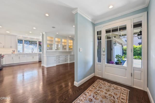 Detail Gallery Image 13 of 69 For 9670 Crystal View Dr., Tujunga,  CA 91042 - 3 Beds | 2 Baths