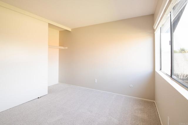 Image 20 of 33 For 2940 Gaviota Circle