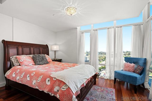 1080 Park Blvd, San Diego CA: https://media.crmls.org/mediaz/0cae2a82-485b-4595-8f0c-55e0f06e6407.jpg