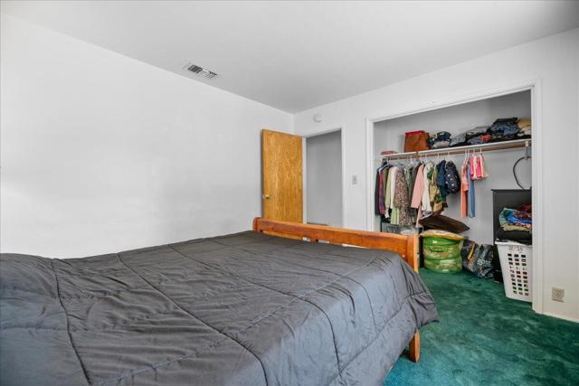 1080 Sequoia Drive, Big Bear CA: https://media.crmls.org/mediaz/0cae3471-8aaa-4cf8-a2f4-95a8a0c0ac87.jpg