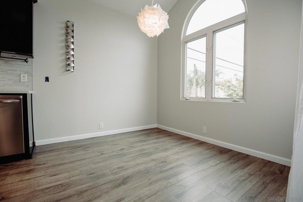 MLS #250036539SD img 8