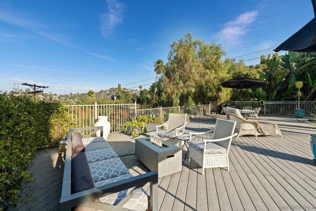 1115 S Mollison Ave, El Cajon CA: https://media.crmls.org/mediaz/0caf88dd-6523-4035-9862-a9aec2c13c86.jpg