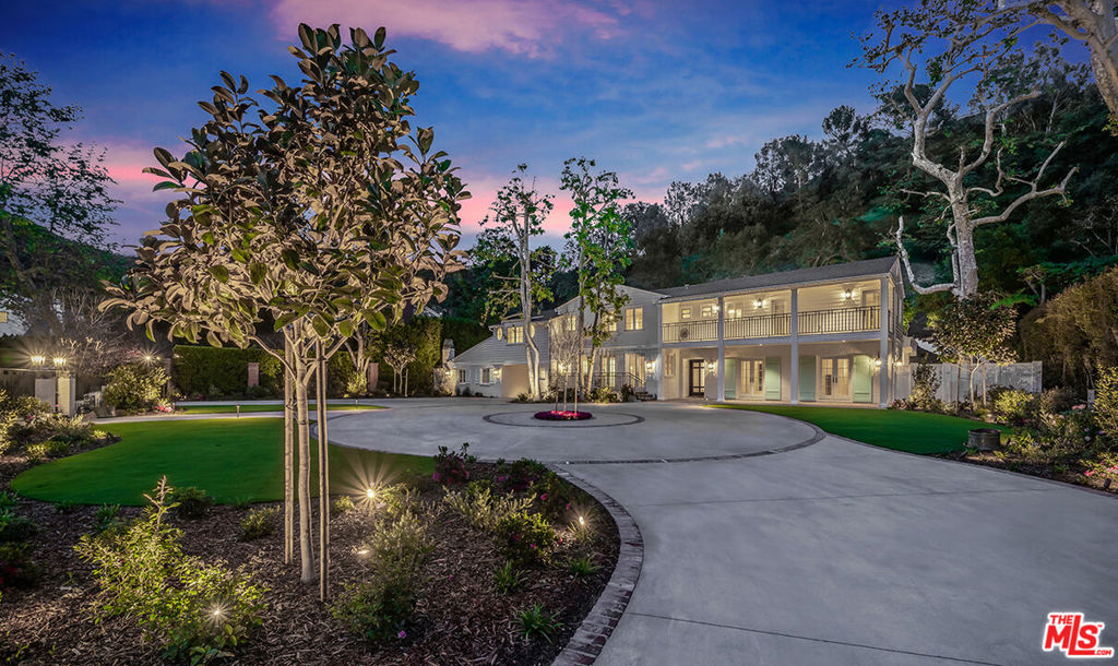 1256 Stone Canyon Road