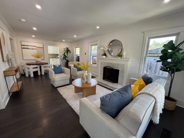 2653 Brewster Avenue, Redwood City CA: https://media.crmls.org/mediaz/0cb278b0-d3fd-4016-9dae-0adbbe638393.jpg