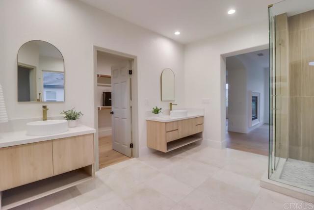 Detail Gallery Image 37 of 75 For 2850 Palmetto Point Ct, Chula Vista,  CA 91915 - 5 Beds | 4/1 Baths