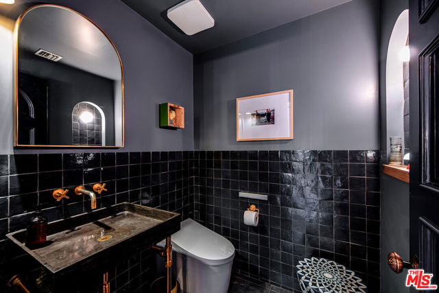1925 Curson Place, Los Angeles CA: https://media.crmls.org/mediaz/0cb3e8b5-f20e-45d7-ad39-ff295797b5c5.jpg