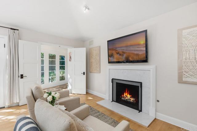 5499 Avenida Maravillas, Rancho Santa Fe CA: https://media.crmls.org/mediaz/0cb44058-8725-4822-b460-a9a2ed626076.jpg