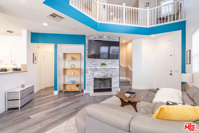 29266 Pilgrim Court, Valencia CA: https://media.crmls.org/mediaz/0cb558fe-1704-42bc-a5fc-44cb38e47cbc.jpg
