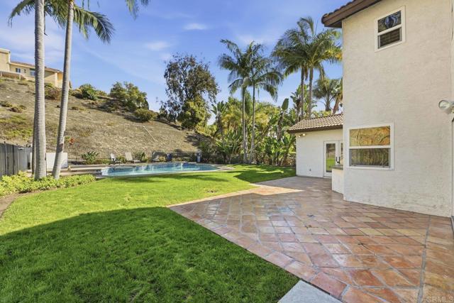 Detail Gallery Image 38 of 59 For 2070 Tiffany Dr, Oceanside,  CA 92056 - 4 Beds | 2/1 Baths