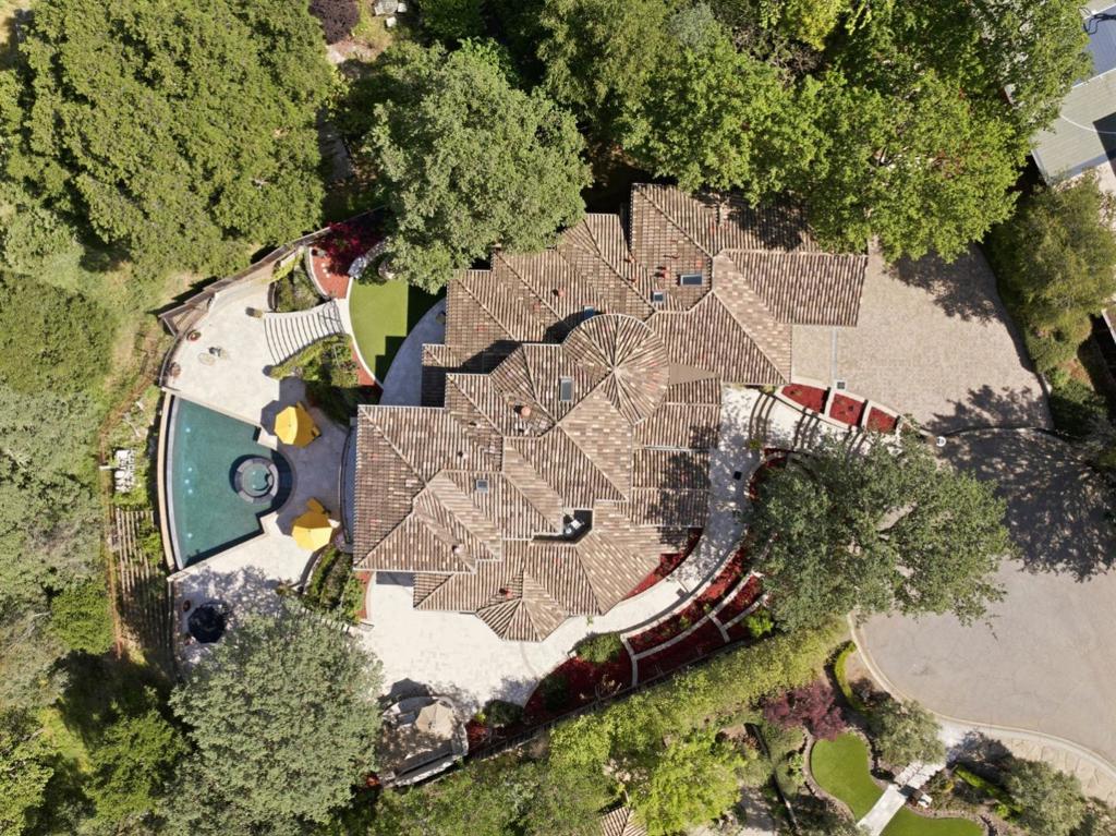 15301 Robin Anne Lane