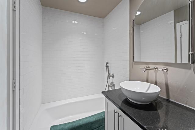 Detail Gallery Image 17 of 43 For 32688 Taspa Ct, Pauma Valley,  CA 92061 - 3 Beds | 3 Baths