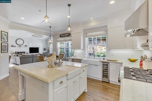 Image 17 of 49 For 526 Justin Morgan Dr