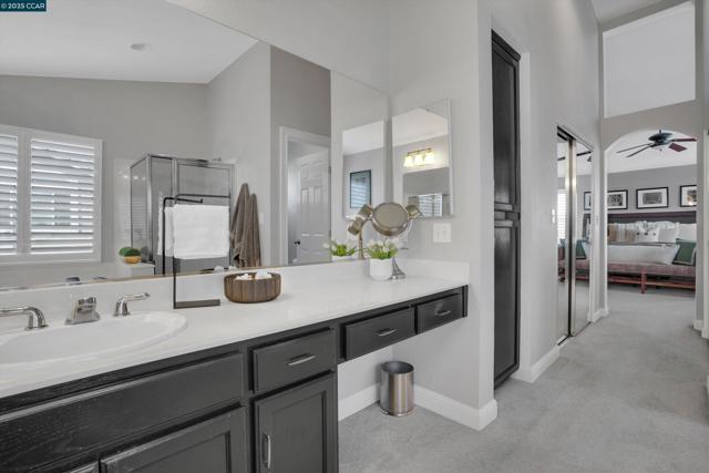 1109 Brittany Hills Ct, Martinez CA: https://media.crmls.org/mediaz/0cb956fe-8506-4567-bed0-787b0fce7a3e.jpg