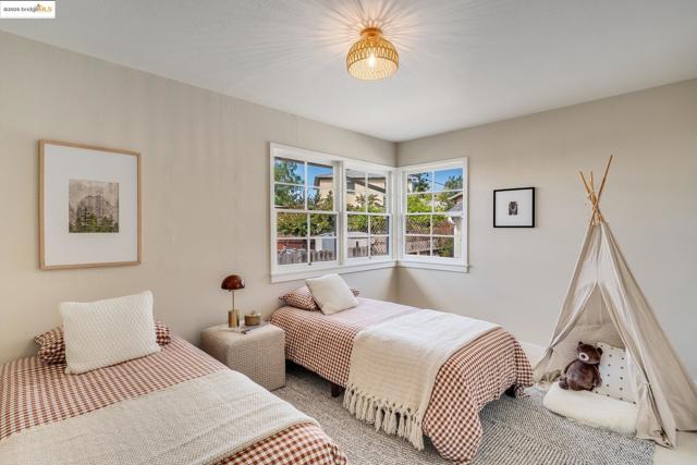 7249 Blake St., El Cerrito CA: https://media.crmls.org/mediaz/0cbd7a27-24ce-4468-b0df-e64f74acbe3f.jpg