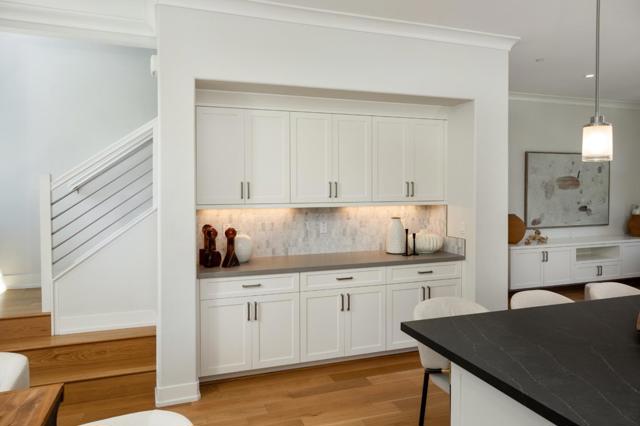 2350 Toledo Terrace, Mountain View CA: https://media.crmls.org/mediaz/0cbdd1e2-0247-4471-9c4c-cb504981d304.jpg