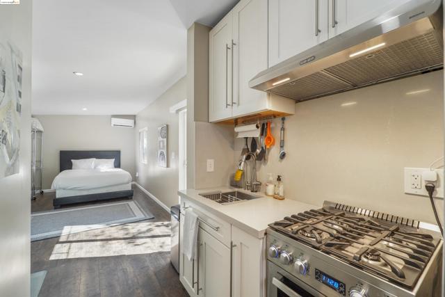 Image 33 of 57 For 1662 14th Street
