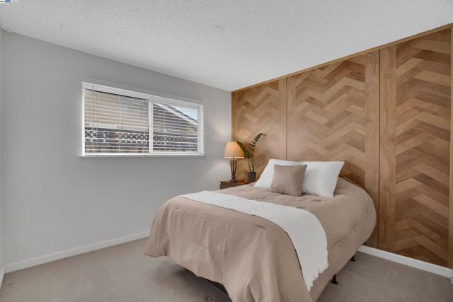 7347 Ione Ct, Dublin CA: https://media.crmls.org/mediaz/0cbe9958-e021-430b-9195-bdc0c41ded26.jpg