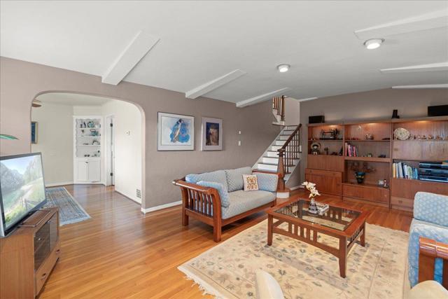 1162 Crescent Drive, San Jose CA: https://media.crmls.org/mediaz/0cbfdfc7-645c-4e10-a71b-545df2b92696.jpg