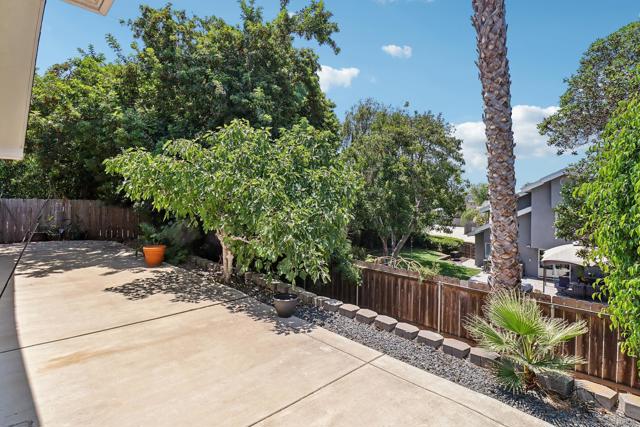 4464 Maple Ave, La Mesa CA: https://media.crmls.org/mediaz/0cc03dec-83ae-42e6-ba73-73efd3f87df5.jpg