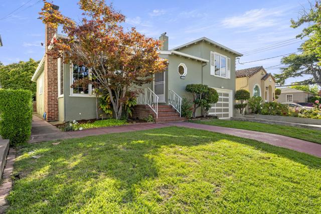 706 S Humboldt Street, San Mateo CA: https://media.crmls.org/mediaz/0cc168c3-8ef6-41ea-aea9-abe67b731dad.jpg