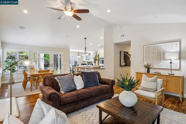 2232 Normandy Cir, Livermore CA: https://media.crmls.org/mediaz/0cc19766-69cf-4bbc-bcca-8cde6d2c5b0c.jpg