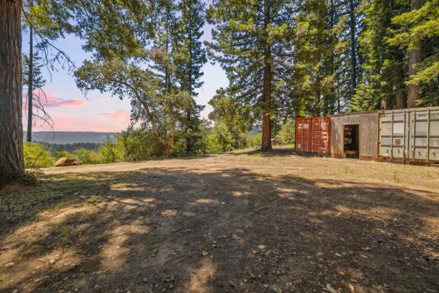 1 Wedwood Widge Way, Boulder Creek CA: https://media.crmls.org/mediaz/0cc1c788-a64b-4897-b3cd-2e55c269870a.jpg