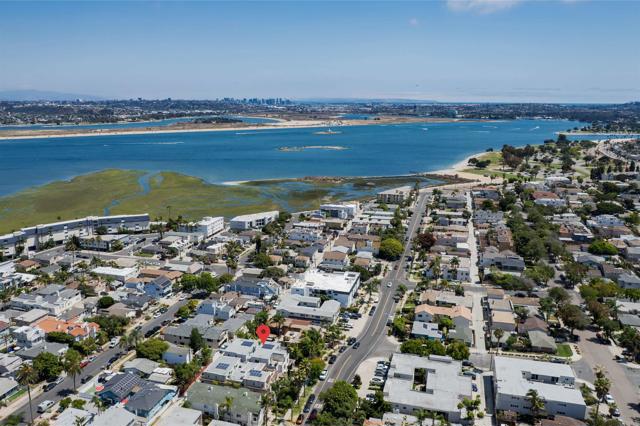 Detail Gallery Image 33 of 39 For 4057 Lamont St, San Diego,  CA 92109 - 3 Beds | 2/1 Baths