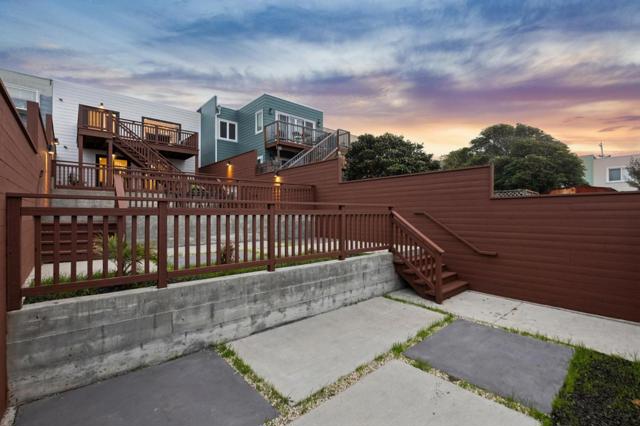 2271 40th Avenue, San Francisco CA: https://media.crmls.org/mediaz/0cc2944c-248b-440c-8784-11f96d8e494b.jpg