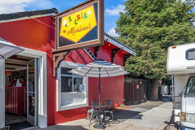 129 Santa Cruz Avenue, Aptos CA: https://media.crmls.org/mediaz/0cc54368-e14b-4aff-8df1-5ac4f3452298.jpg