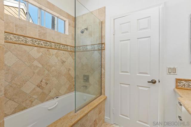 8585 Via Mallorca, La Jolla CA: https://media.crmls.org/mediaz/0cc60a6a-f4e7-4e2e-87cf-66cf7f3b0428.jpg