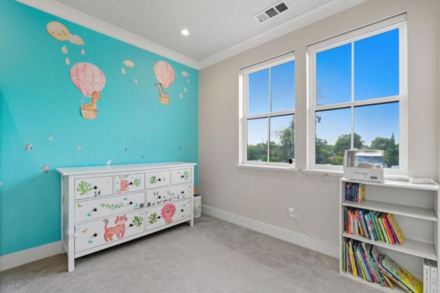 347 N Rengstorff Avenue, Mountain View CA: https://media.crmls.org/mediaz/0cc673e6-0ee6-4ecf-8ff6-8aac44bbeb55.jpg