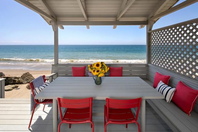 14 Potbelly Beach Road Road, Aptos CA: https://media.crmls.org/mediaz/0cc9dbcd-f976-4d52-81a1-4a008d499b4a.jpg