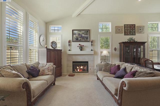 Image 3 of 53 For 5854 Riverbank Cir