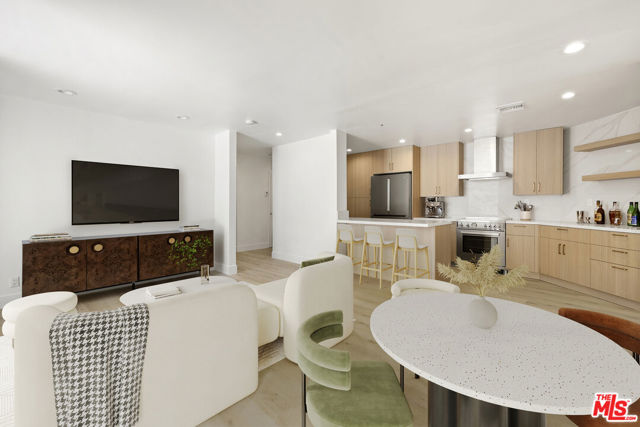 906 N Doheny Drive, West Hollywood CA: https://media.crmls.org/mediaz/0ccf0ed7-24fe-44e2-ac49-2133af6b601f.jpg